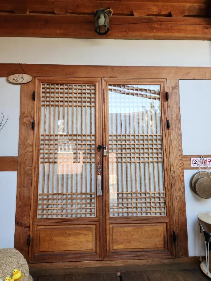 Beautiful House Hotel Jeonju Exterior photo