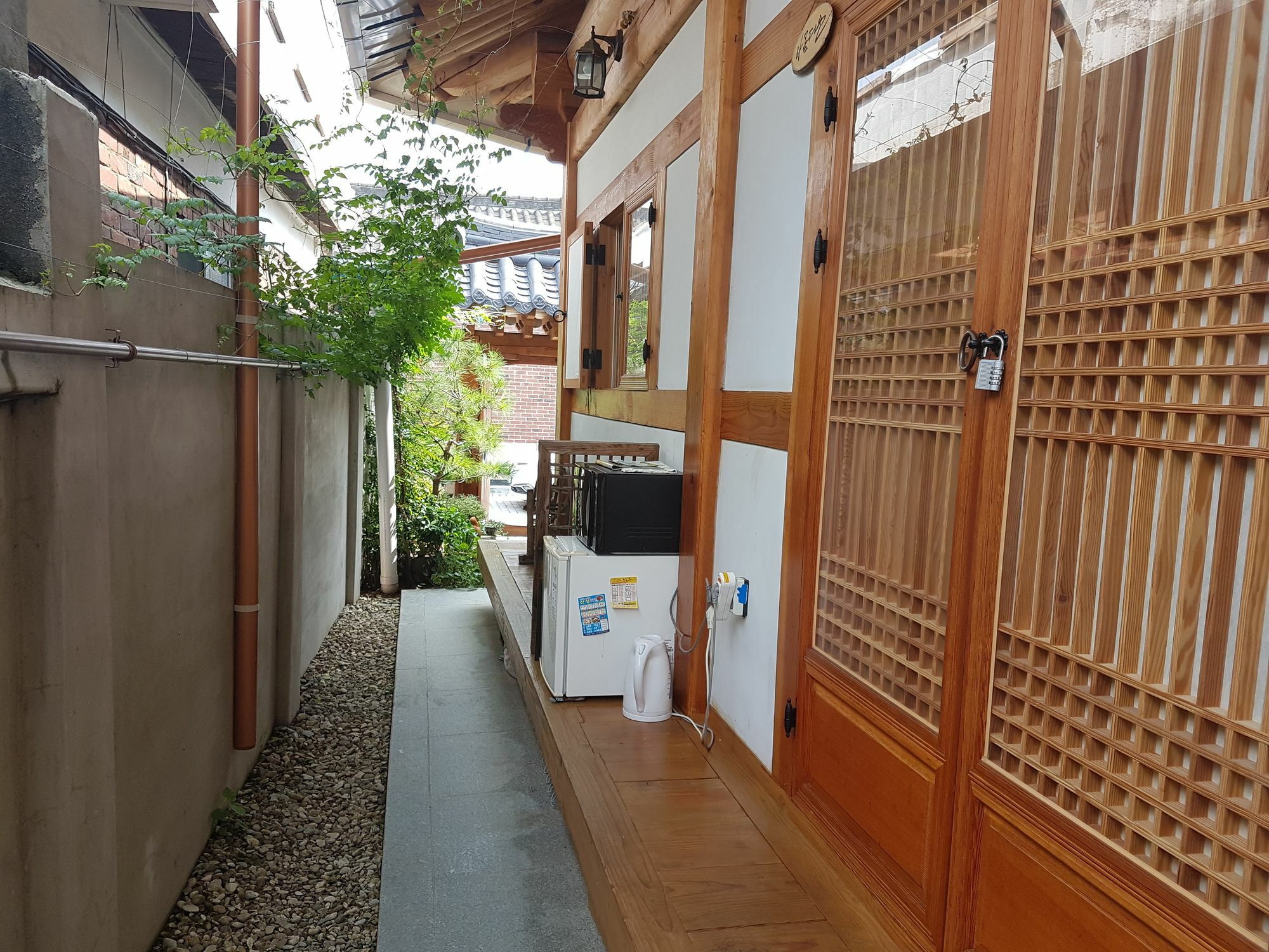 Beautiful House Hotel Jeonju Exterior photo